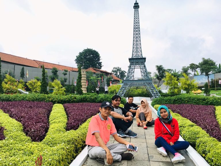 Employee Gathering Tim Operational DECAA – Eling Bening Ambarawa