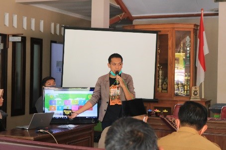 DECAA Mengadakan Pelatihan Sistem Multi Platform